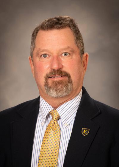 Photo of Dr. Bill Flora Associate Professor