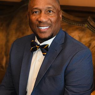 Photo of Dr. TerenceHicks Professor