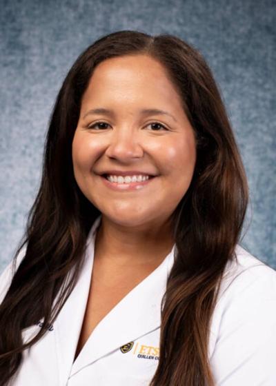 Photo of 克莱尔·克劳福德，医学博士